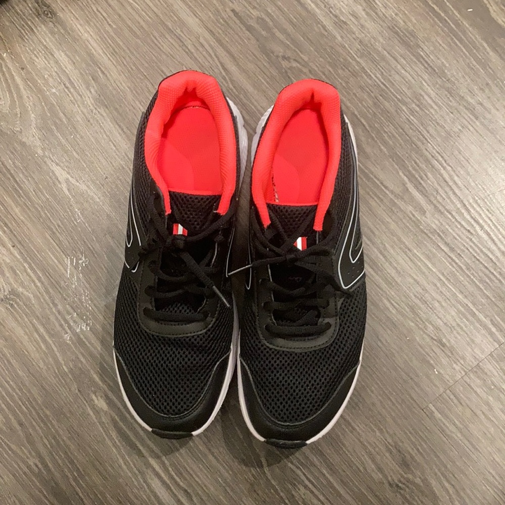 decathlon workout shoes / sneakers
